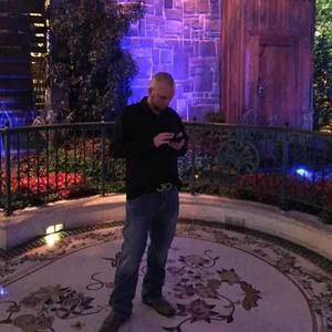 Meet your Posher, Joel